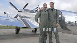 Britskí letci začali cestu okolo sveta v stíhačke Spitfire