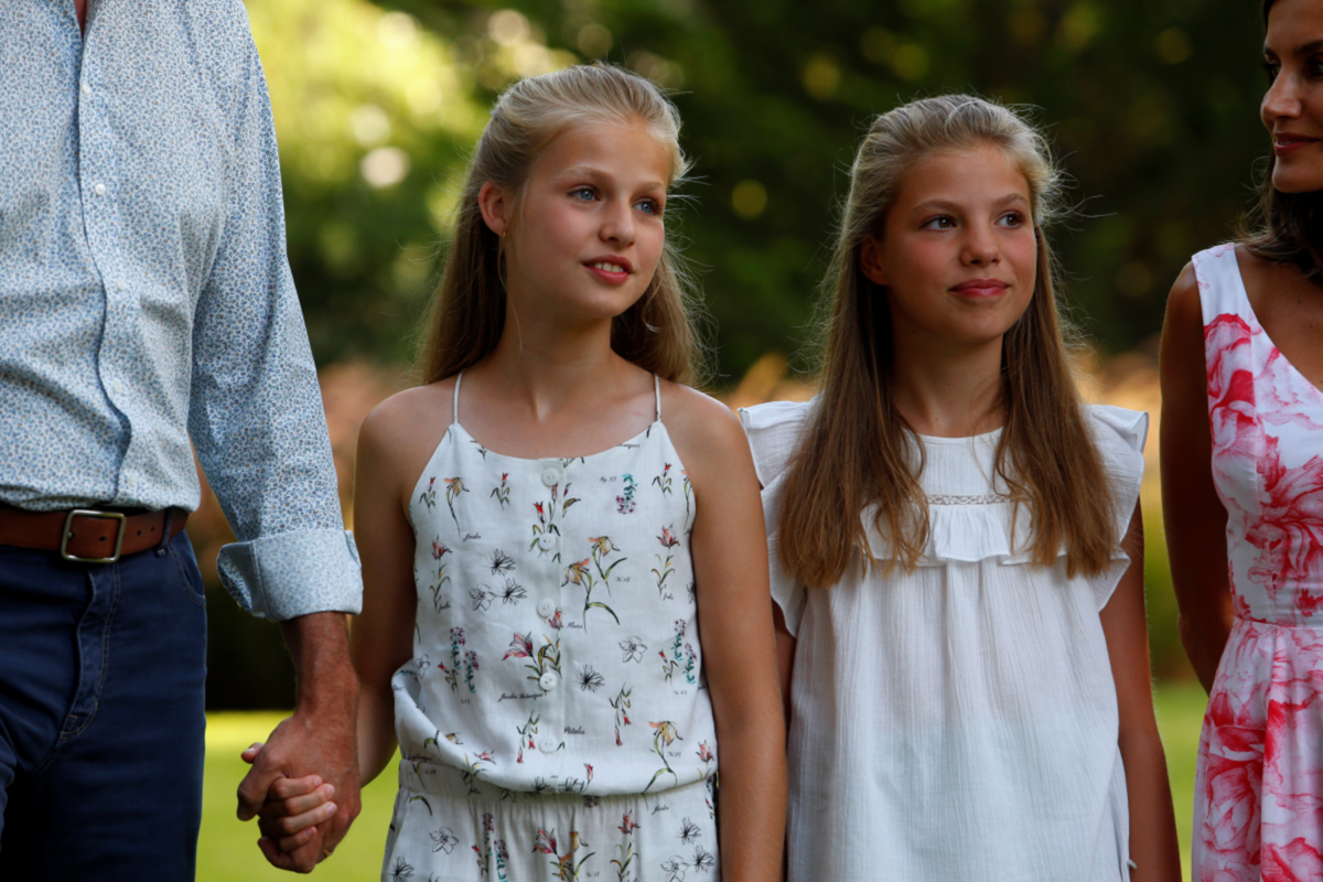 Zľava: Princezná Leonor, princezná Sofia a ich...