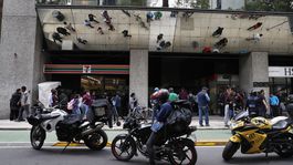 Ozbrojení lupiči v Mexiku ukradli zlaté mince v hodnote 2,5 milióna dolárov