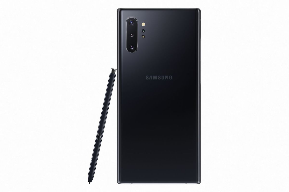 Note10 má foťáky umiestnené pod sebou.