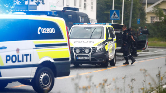 Na strelca z nórskej mešity uvalili štvortýždňovú vyšetrovaciu väzbu