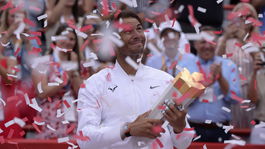 Suverénny Nadal sa priblížil k Lendlovi. Medvedevovi vo finále uštedril kanára