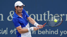 Na konci druhej stovky. Murray sa pripravuje na Australian Open