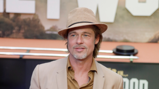 Brad Pitt počas premiéry filmu Vtedy v...