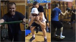 Posilňovňu opúšťa neskoro večer, vracia sa skoro ráno. Chára ukázal tréning