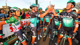 Sagan s Baškom so solídnym výsledkom. Bora v prvej etape na pódiu