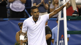 Búrlivák Kyrgios doskákal. Za svoje správanie zaplatí mastnú pokutu