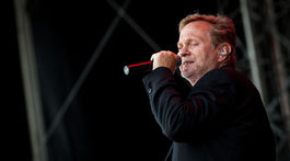 Vidiek má novú pieseň: Hudba nás musí zabávať aj teraz. Ako keby sa nič nestalo