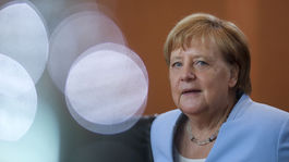 Merkelová pred stretnutím s Johnsonom ďalšie rokovania odmieta