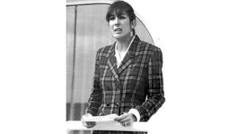 V prípade sexuálneho zneužívania dievčat figuruje aj "Epsteinova madam"