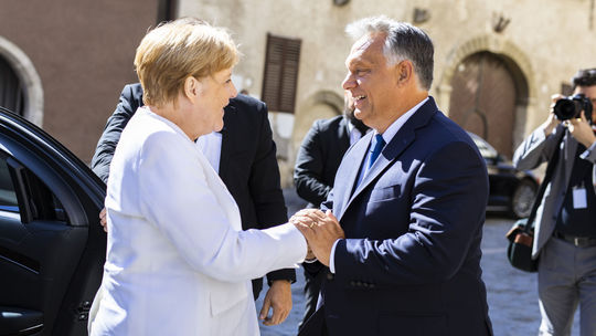 Orbán po schôdzke s Merkelovou: Chceme, aby EÚ uhradila polovicu ochrany hraníc
