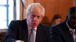 Tusk nepripúšťa Johnsonom navrhované zrušenie írskej poistky