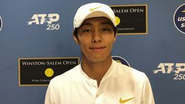 Nepočujúci tenista sa postaral o historický triumf, Murray opäť neprešiel 1. kolom