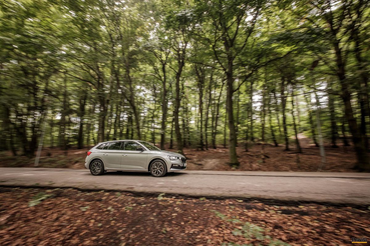 Základná cena modelu Scala je 13 490 eur.