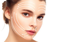 Pár správnych dotykov pre mladšiu pleť! Spravte si liftingovú masáž!