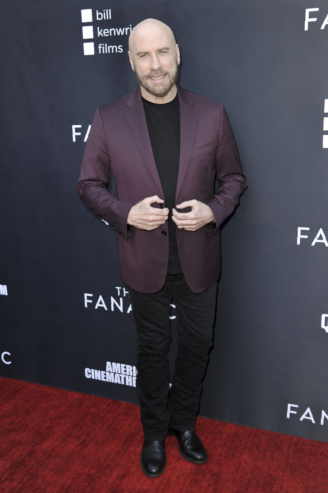 Herec John Travolta na premiére projektu The...