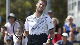 Ťažký oriešok pre Kližana, vypadol i Kovalík. Lúčia sa aj Thiem s Tsitsipasom