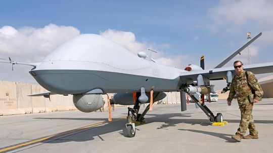 Nálet amerického dronu zabil v Afganistane 30 civilistov