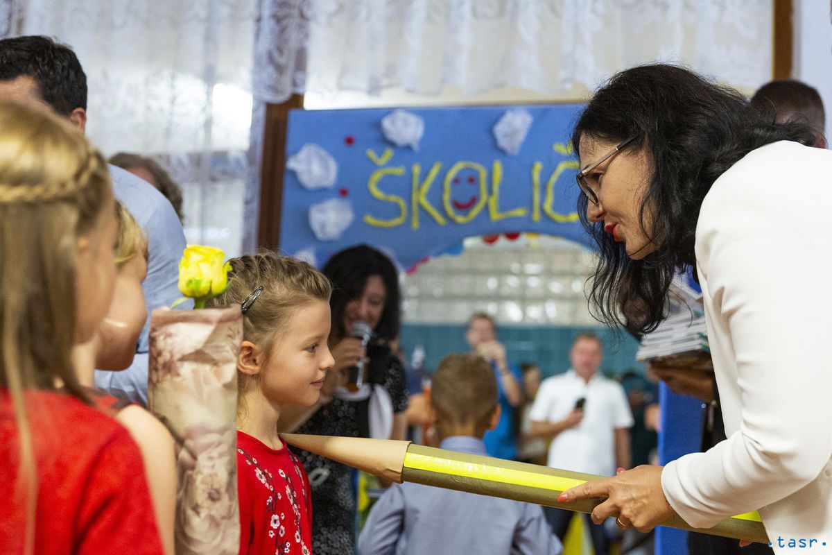 Ministerka školstva, vedy, výskumu a športu SR...