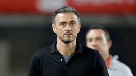 Nezvyčajný krok. Tréner Španielov ponúkol svoje miesto Enriquemu 