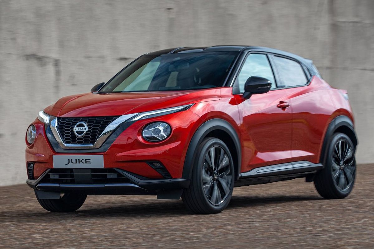 Nissan juke стекло