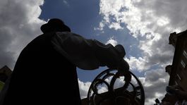 V Česku spáchalo vlani samovraždu 1352 ľudí