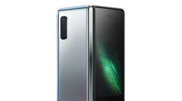 Až na druhý pokus. Samsung začal predávať skladací mobil Galaxy Fold