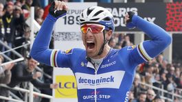 Ukázal im chrbát. Gilbert triumfoval na Vuelte po úniku v záverečnom kopci