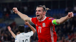 Bale hrdinom Walesu, šláger v Hamburgu pre Oranjes. Šporar rozosmútil Poliakov