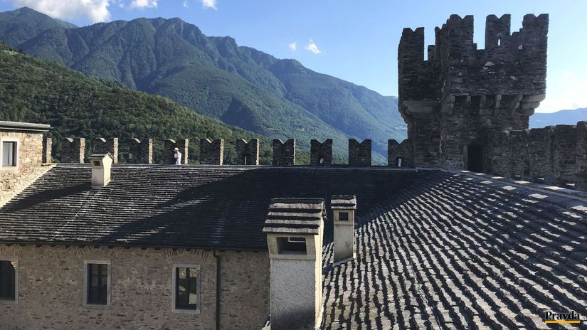 Hrad Castello di Sasso Corbaro je najmladšou...