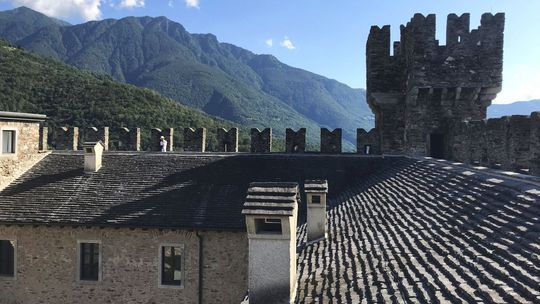 Hrad Castello di Sasso Corbaro je najmladšou...