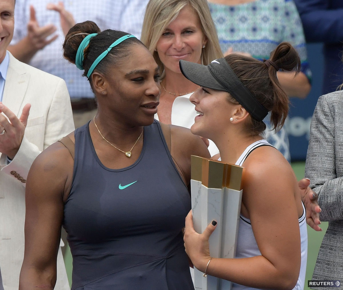 Serena Williamsová a Bianca Andreescuvá po...