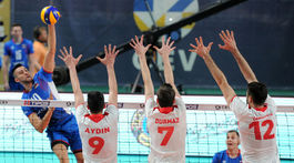 Šancu dostali všetci. Slováci v generálke na ME prehrali, nevyužili dva mečbaly