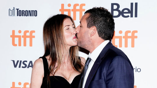 Adam Sandler a jeho žena  Jackie Emily na...