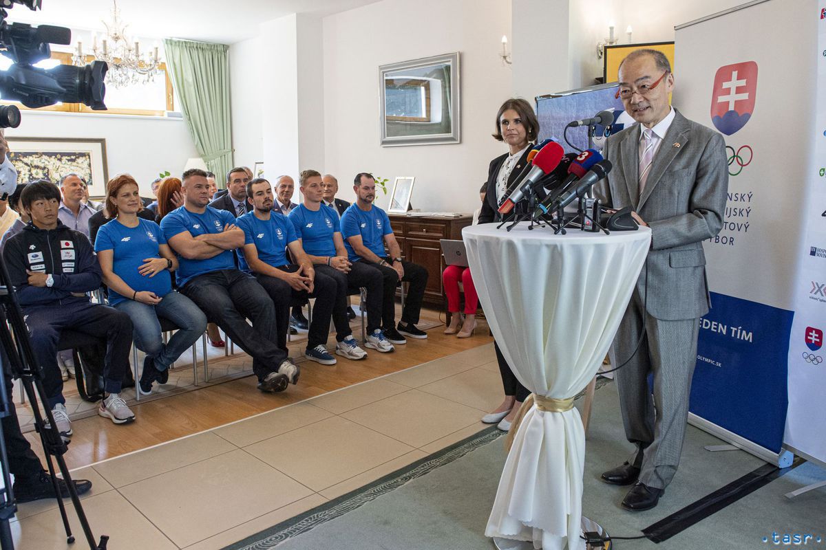 Mimoriadny a splnomocnený veľvyslanec Japonska...