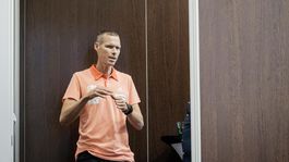  Príprava? Raňajky o piatej večer, obed okolo polnoci