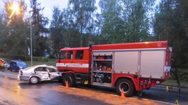 Vodič nedal prednosť hasičom, skončilo to takmer dvojitou tragédiou