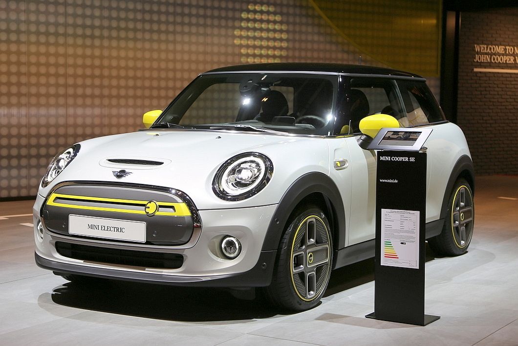 Mini SE