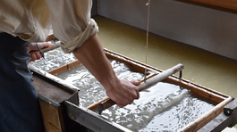 Japonský papier zachráni staré dokumenty