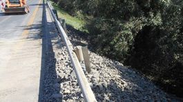 Zosuv krajnice ochromil diaľnicu D1. Pozrite si stav úseku pred Trnavou