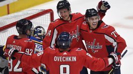 Pánik aj Tatar asistovali. Arbiter nemal náladu na žarty hráča Ottawy