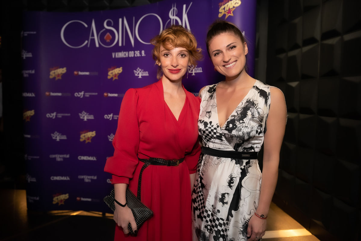 Herečka Vica Kerekeš (vľavo) na premiére filmu...