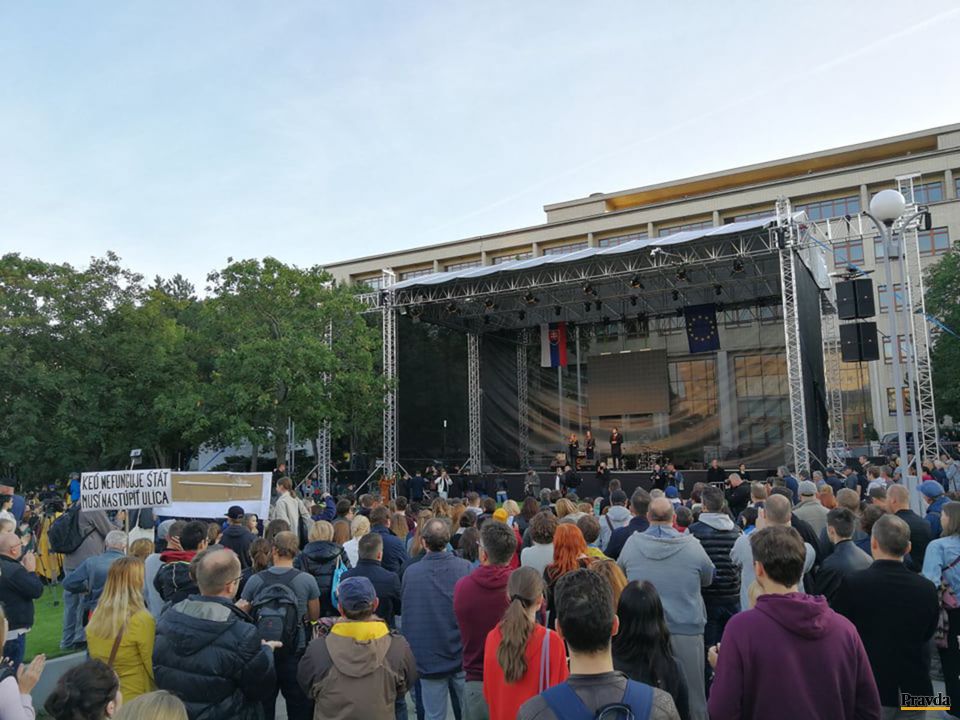 Zhromaždenie Za slušné Slovensko v Bratislave.