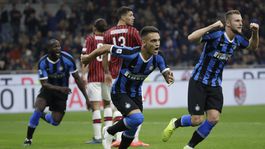 Facka od Slavie pomohla, v derby oslavoval Škriniar. Buffon vyrovnal Maldiniho