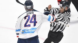 Ramsayho mi pripomínať netreba. Takmer sme sa zrazili na priechode