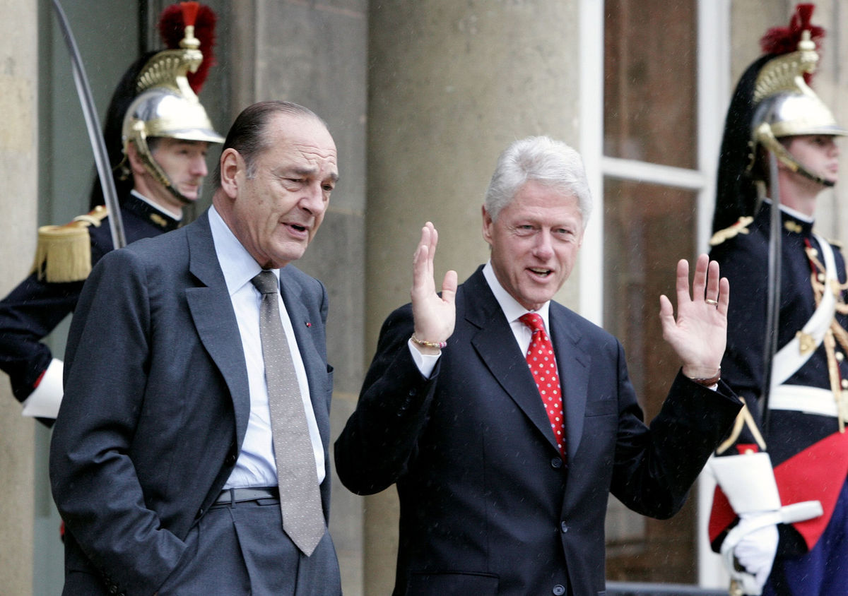 Jacques Chirac et Bill Clinton sur une photo de juin...