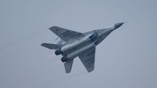Pri Nových Sadoch spadla stíhačka MiG-29, vraj jej došlo palivo