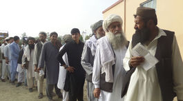 Voľby v Afganistane: Hrozby Talibanu a nízka účasť