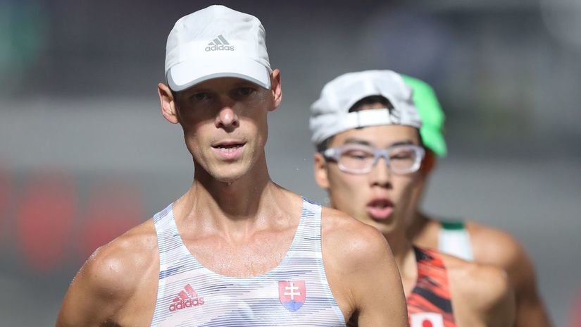 Matej Tóth na trati chodeckej päťdesiatky na MS...