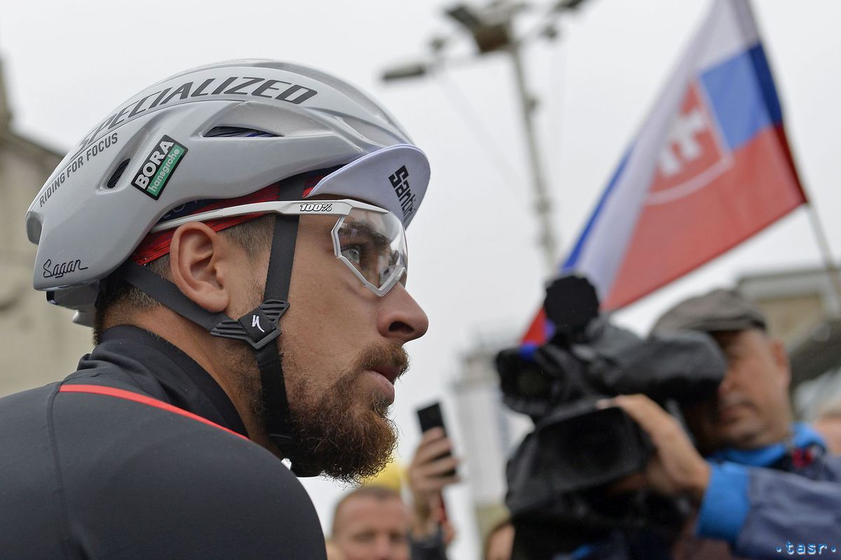 Peter Sagan v Leedsi pred štartom pretekov...